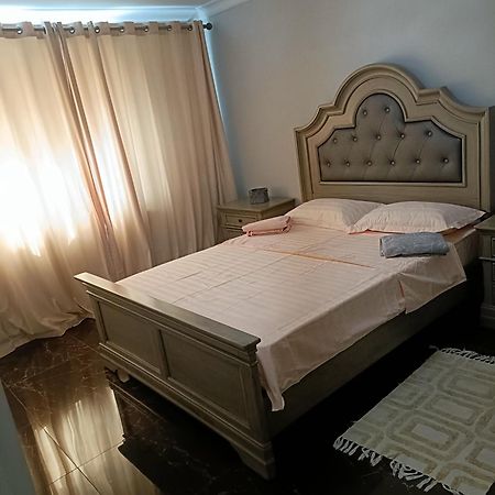 Residence Manu Търгу Нямц Екстериор снимка