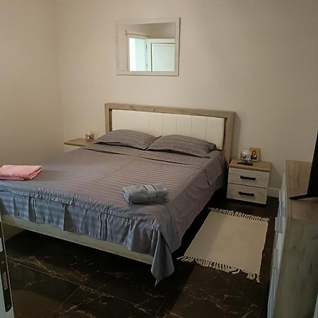 Residence Manu Търгу Нямц Екстериор снимка